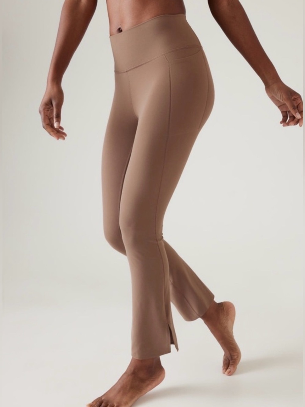 Athleta Transcend Stash Crop Straight Leg Pants, Size Small Petite